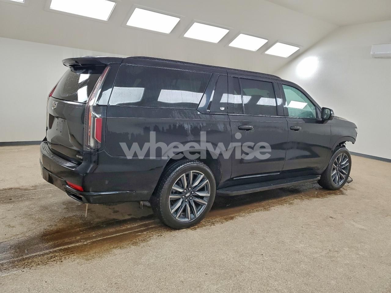 Photo 3 of 2024 CADILLAC ESCALADE ESV SPORT (VIN 1GYS4NKL4RR231195)