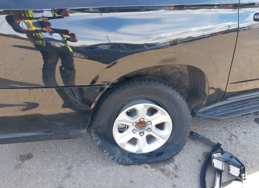 Photo 6 of 2023 Cadillac Escalade ESV 4WD SPORT (VIN 1GYS4NKL7PR184872)