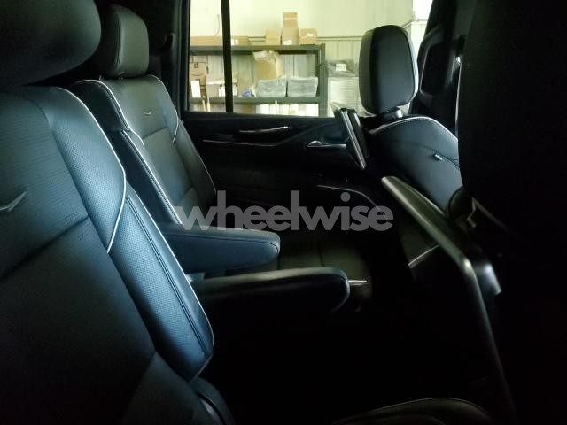 Photo 11 of 2021 CADILLAC ESCALADE ESV SPORT (VIN 1GYS4PKL0MR310044)