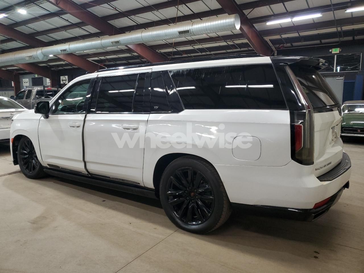Photo 2 of 2021 CADILLAC ESCALADE ESV SPORT (VIN 1GYS4PKL0MR407616)