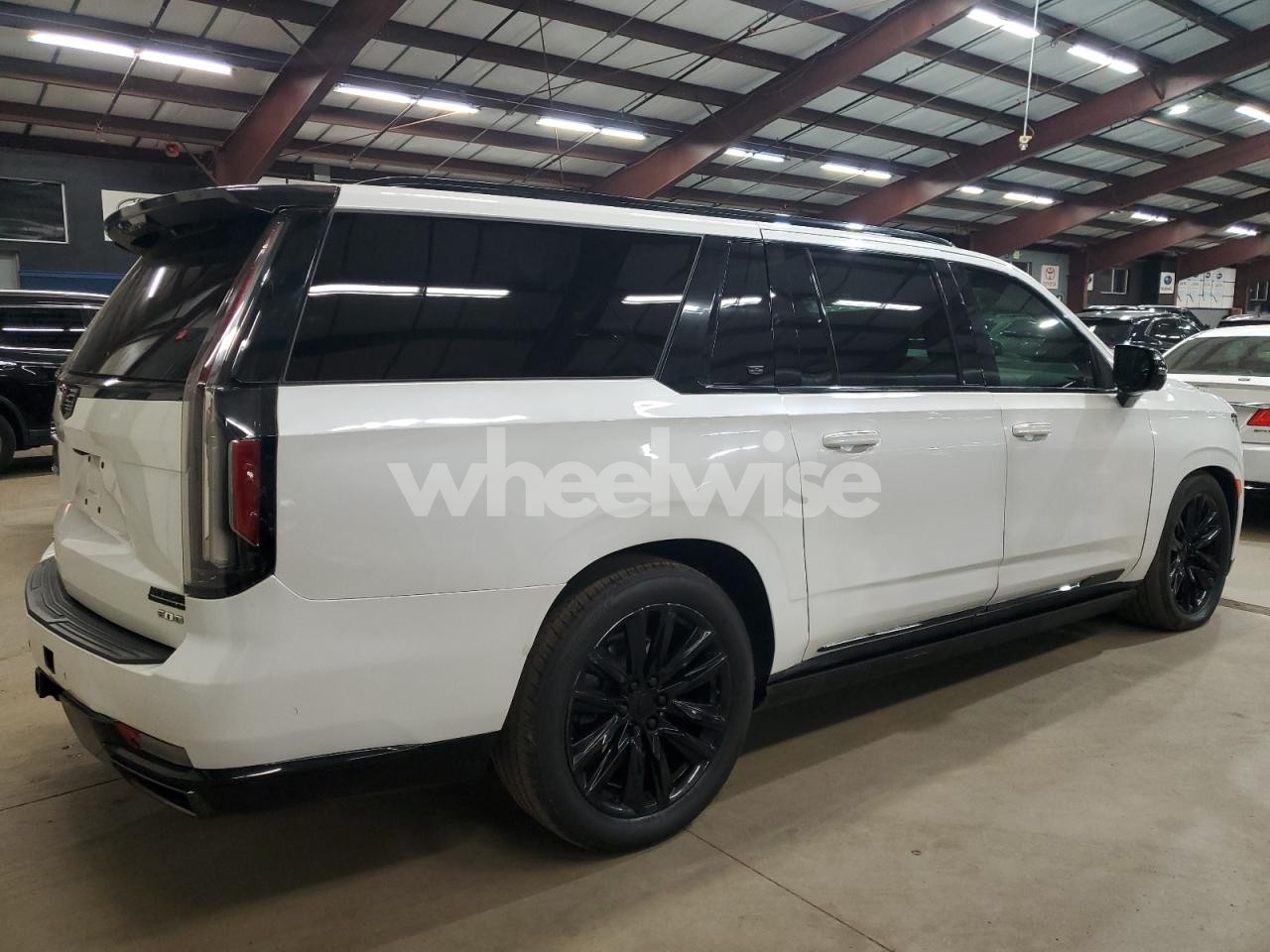 Photo 3 of 2021 CADILLAC ESCALADE ESV SPORT (VIN 1GYS4PKL0MR407616)