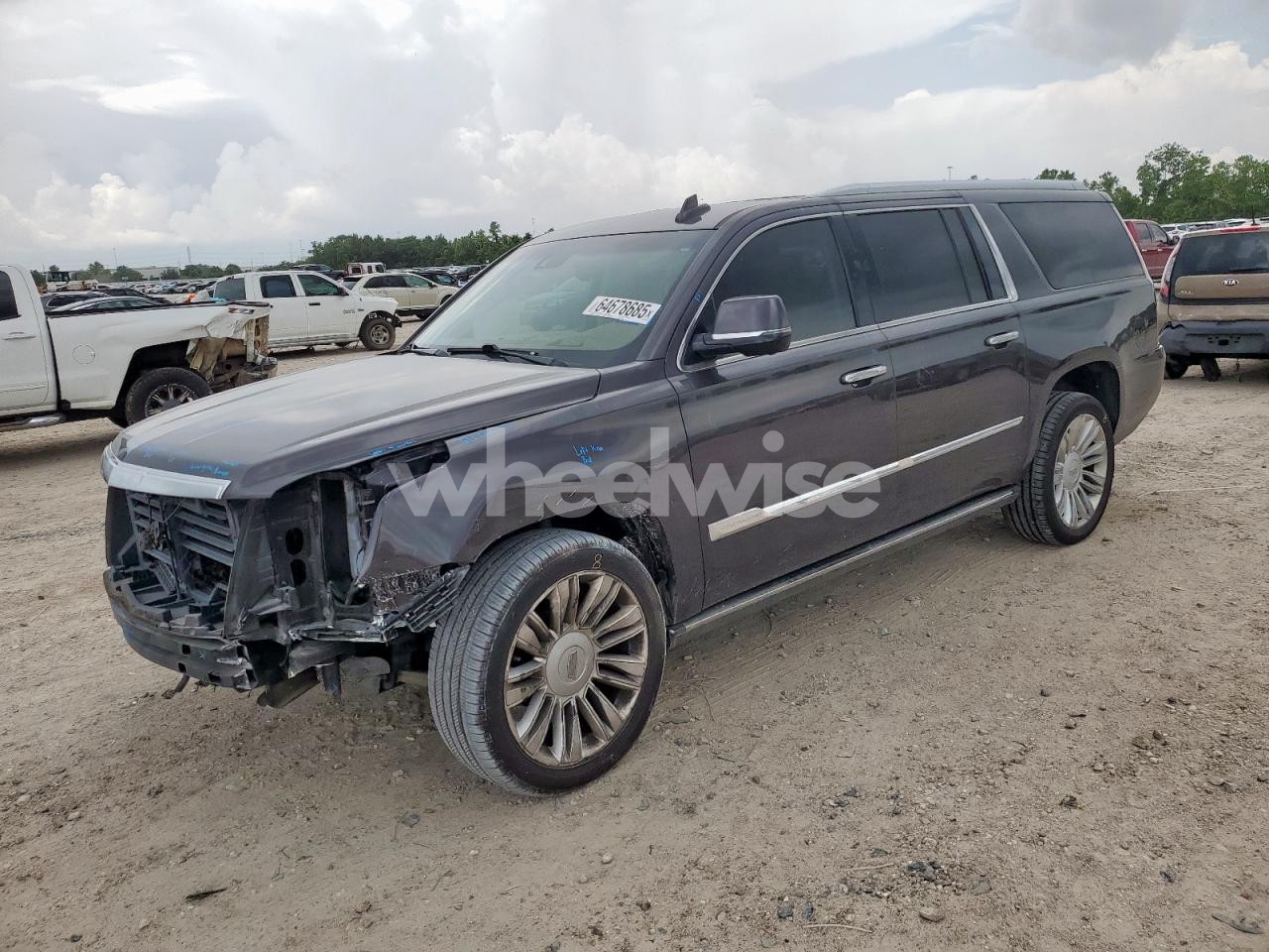 2015 CADILLAC ESCALADE ESV PLATINUM (VIN 1GYS4UKJ3FR613836) main photo