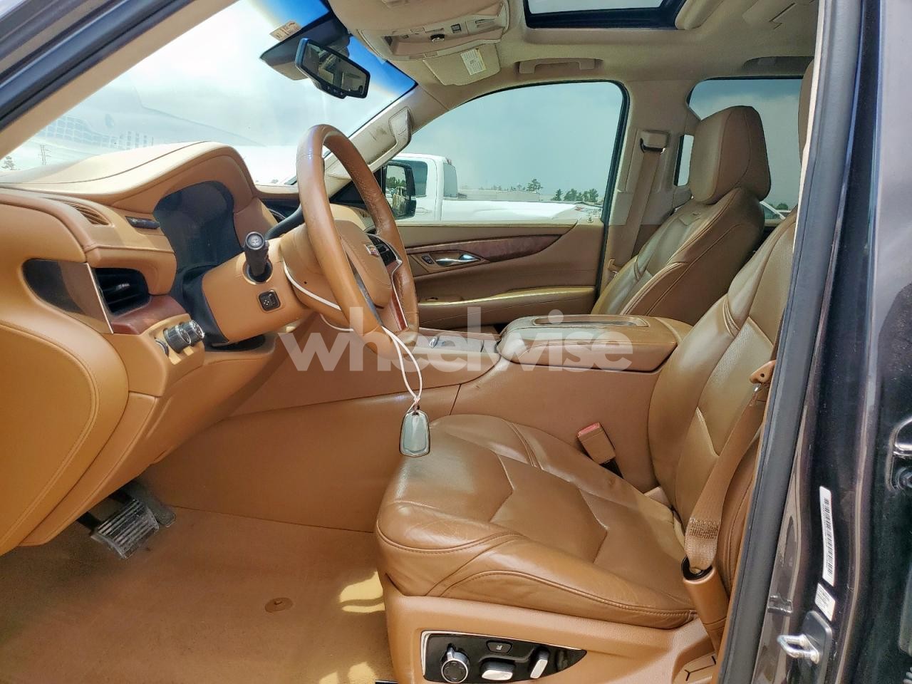 Photo 7 of 2015 CADILLAC ESCALADE ESV PLATINUM (VIN 1GYS4UKJ3FR613836)