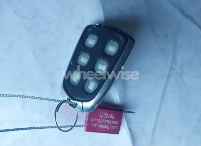 Photo 11 of 2015 Cadillac Escalade ESV PLATINUM (VIN 1GYS4UKJ3FR743194)