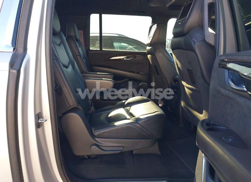 Photo 8 of 2015 Cadillac Escalade ESV PLATINUM (VIN 1GYS4UKJ8FR604291)