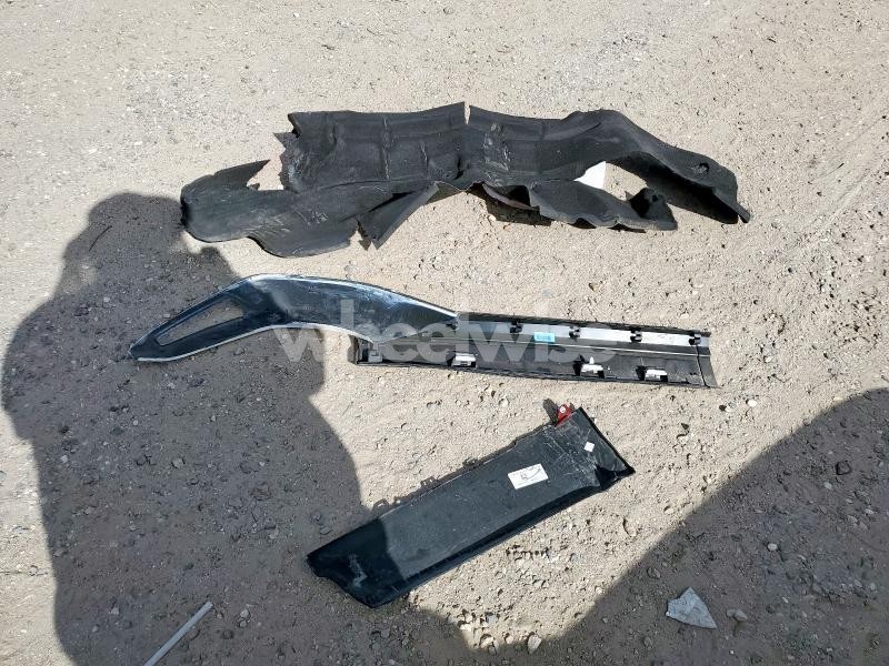 2025 CADILLAC ESCALADE LUXURY (VIN 1GYS8ARL2SR227199) main photo