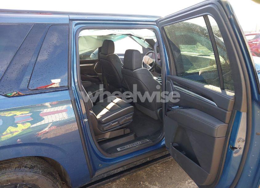 Photo 8 of 2025 Cadillac Escalade ESV SPORT (VIN 1GYS9PRLXSR129201)