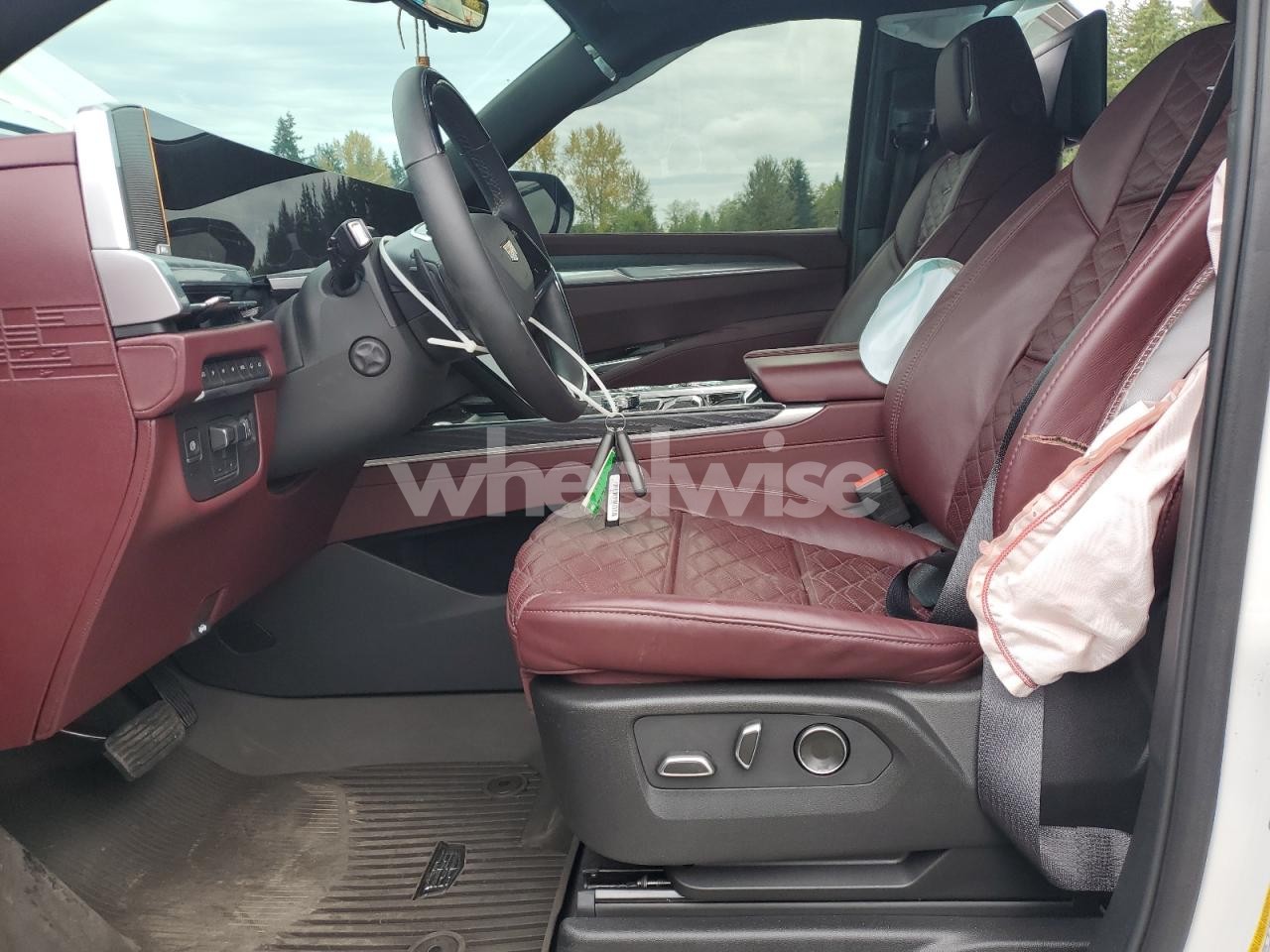 Photo 7 of 2025 CADILLAC ESCALADE ESV SPORT (VIN 1GYS9PRLXSR146161)
