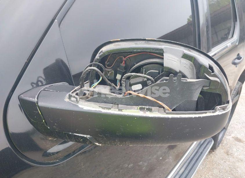 Photo 6 of 2010 Cadillac Escalade STANDARD (VIN 1GYUCAEF1AR264105)