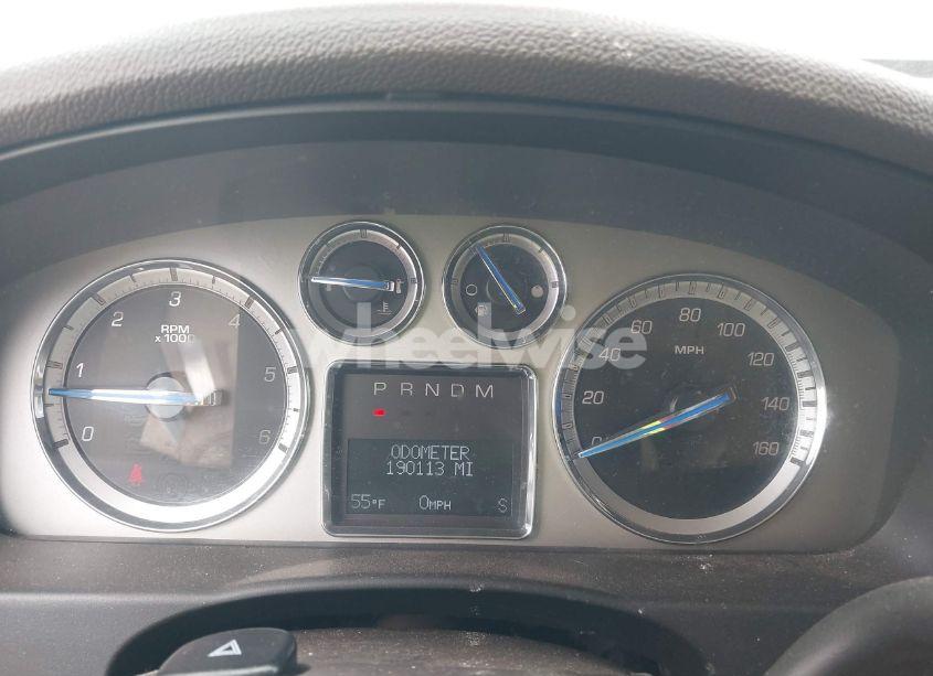 Photo 7 of 2010 Cadillac Escalade STANDARD (VIN 1GYUCAEF1AR264105)