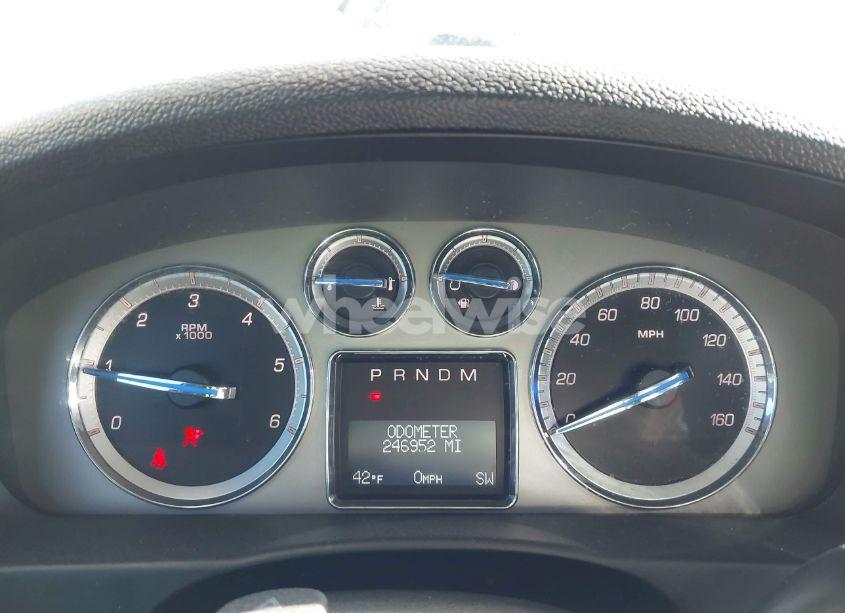 Photo 7 of 2010 Cadillac Escalade STANDARD (VIN 1GYUCAEF4AR226514)