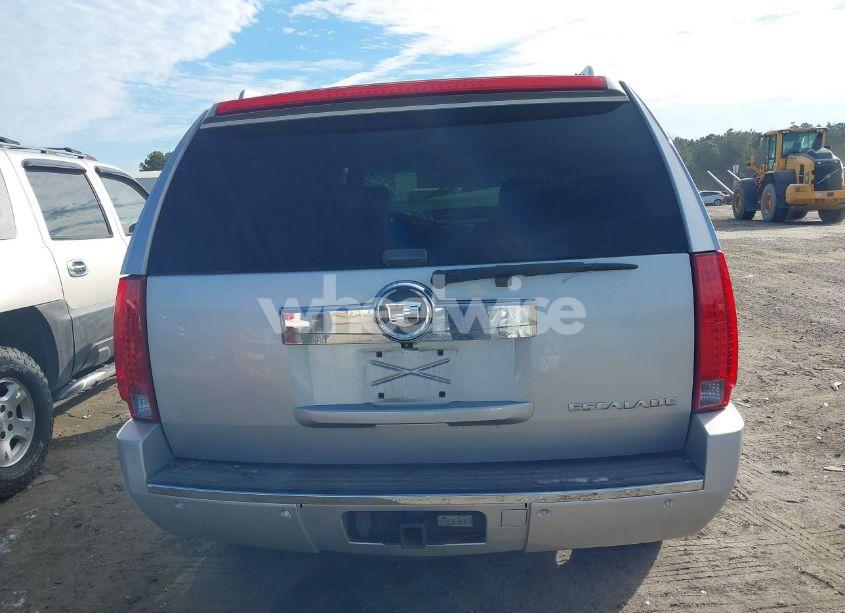 Photo 17 of 2010 Cadillac Escalade STANDARD (VIN 1GYUCAEF9AR180758)