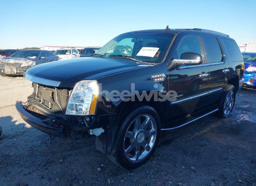 Photo 2 of 2010 Cadillac Escalade LUXURY (VIN 1GYUCBEF5AR270687)