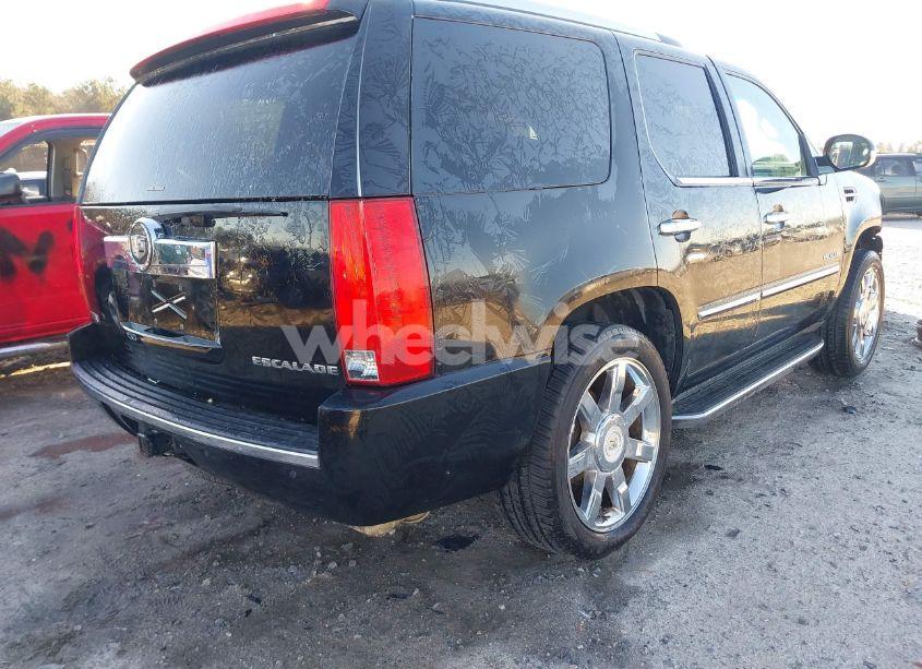 Photo 4 of 2010 Cadillac Escalade LUXURY (VIN 1GYUCBEF5AR270687)