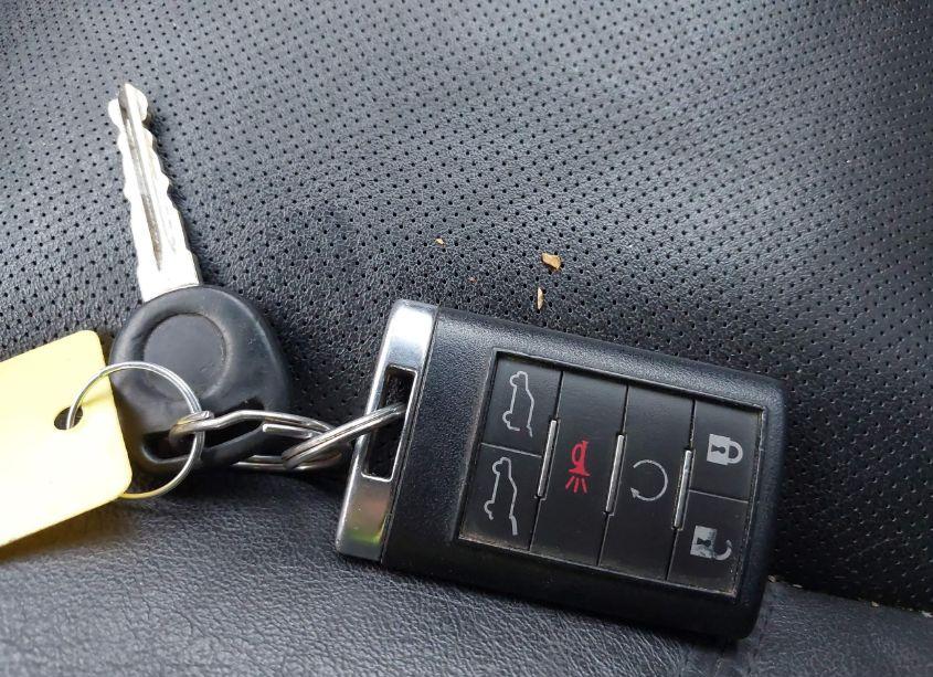 Photo 11 of 2010 Cadillac Escalade STANDARD (VIN 1GYUKAEF3AR214762)