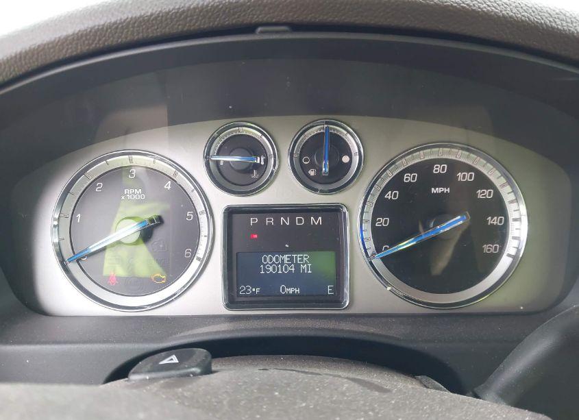 Photo 7 of 2010 Cadillac Escalade STANDARD (VIN 1GYUKAEF3AR254842)