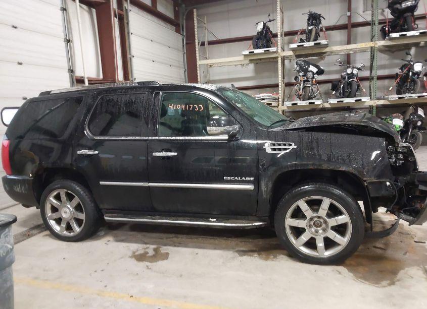 Photo 14 of 2010 Cadillac Escalade LUXURY (VIN 1GYUKBEF0AR201716)