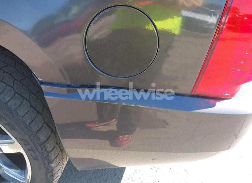 Photo 19 of 2010 Cadillac Escalade LUXURY (VIN 1GYUKBEF1AR270222)