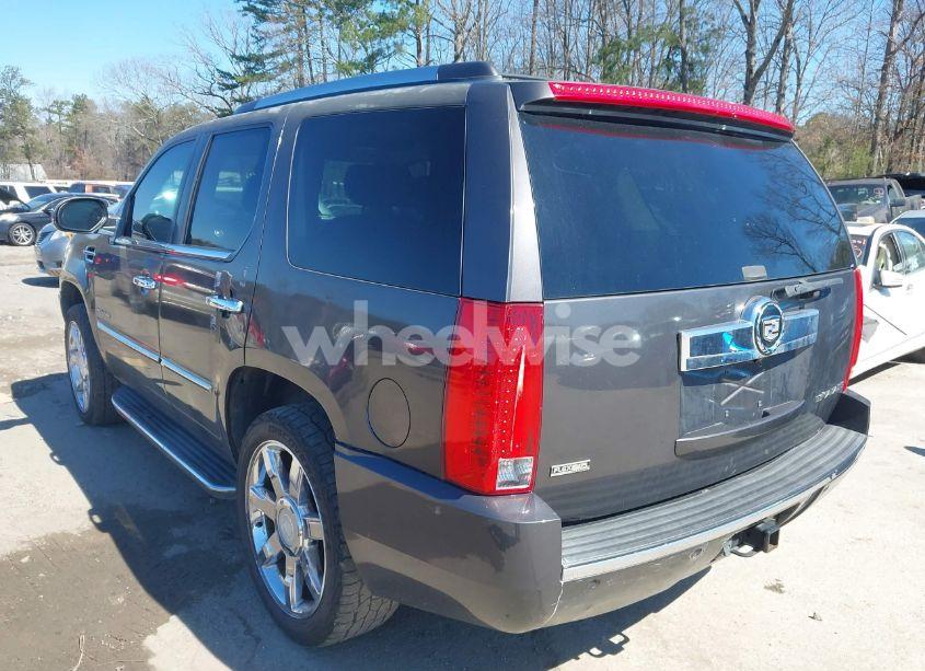 Photo 3 of 2010 Cadillac Escalade LUXURY (VIN 1GYUKBEF1AR270222)