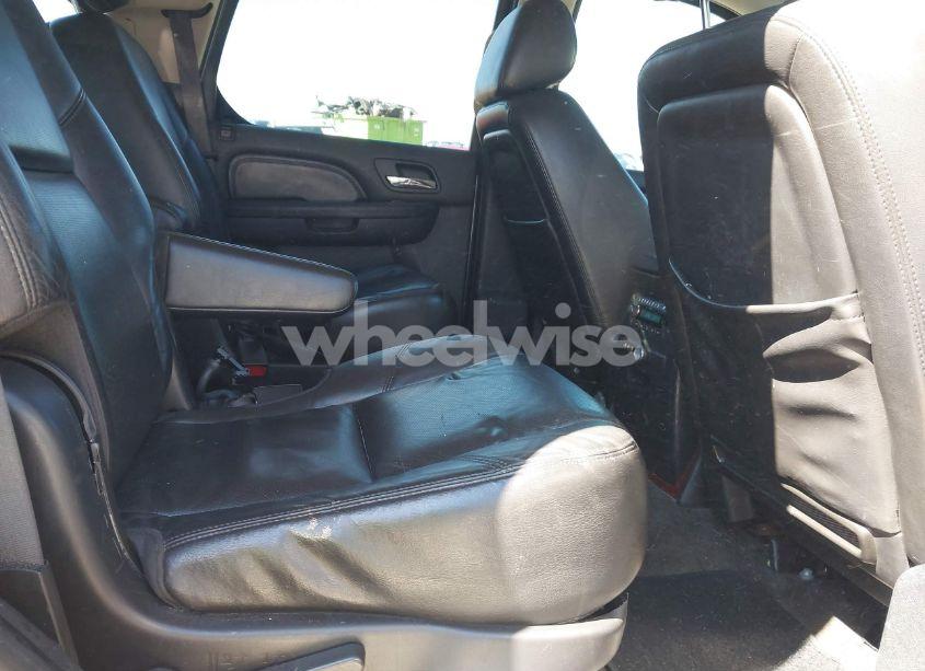 Photo 8 of 2010 Cadillac Escalade LUXURY (VIN 1GYUKBEF1AR270222)