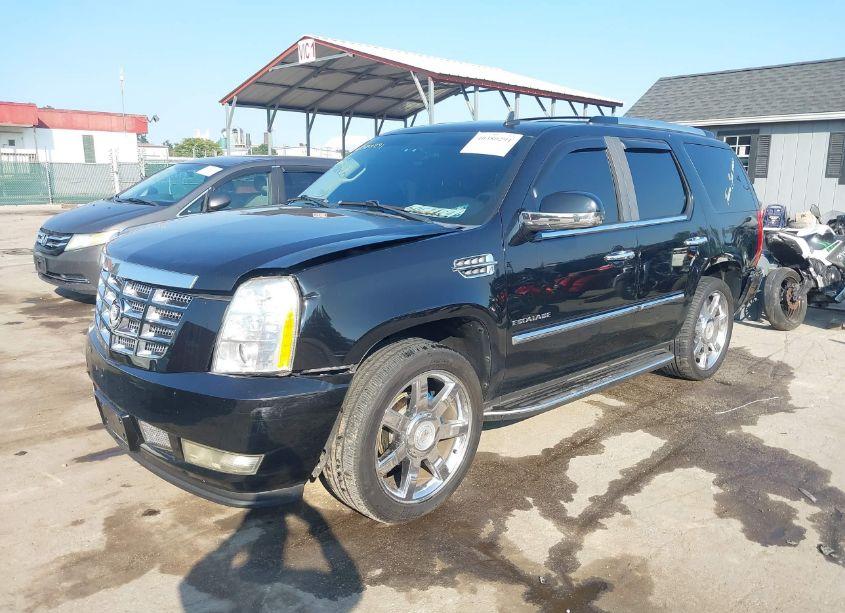 Photo 2 of 2010 Cadillac Escalade LUXURY (VIN 1GYUKBEF3AR236850)