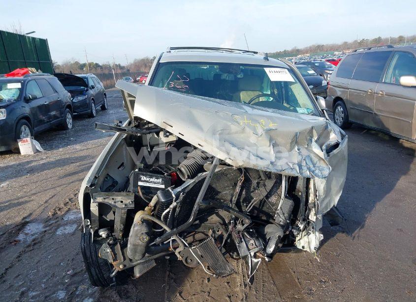 Photo 12 of 2010 Cadillac Escalade LUXURY (VIN 1GYUKBEF4AR225386)