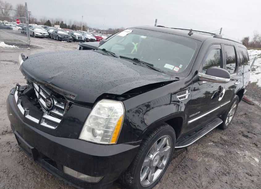 Photo 2 of 2010 Cadillac Escalade LUXURY (VIN 1GYUKBEF6AR169337)
