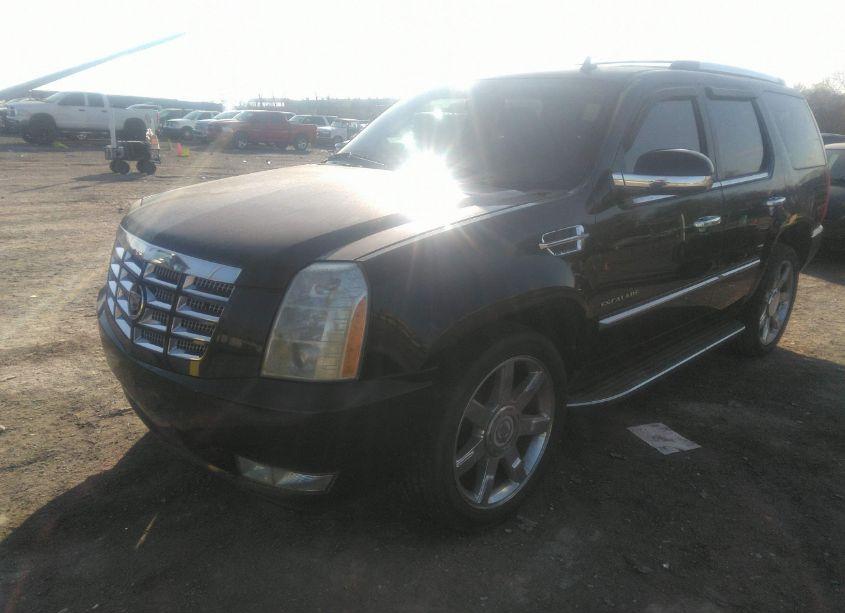 Photo 2 of 2010 Cadillac Escalade LUXURY (VIN 1GYUKBEF8AR148666)