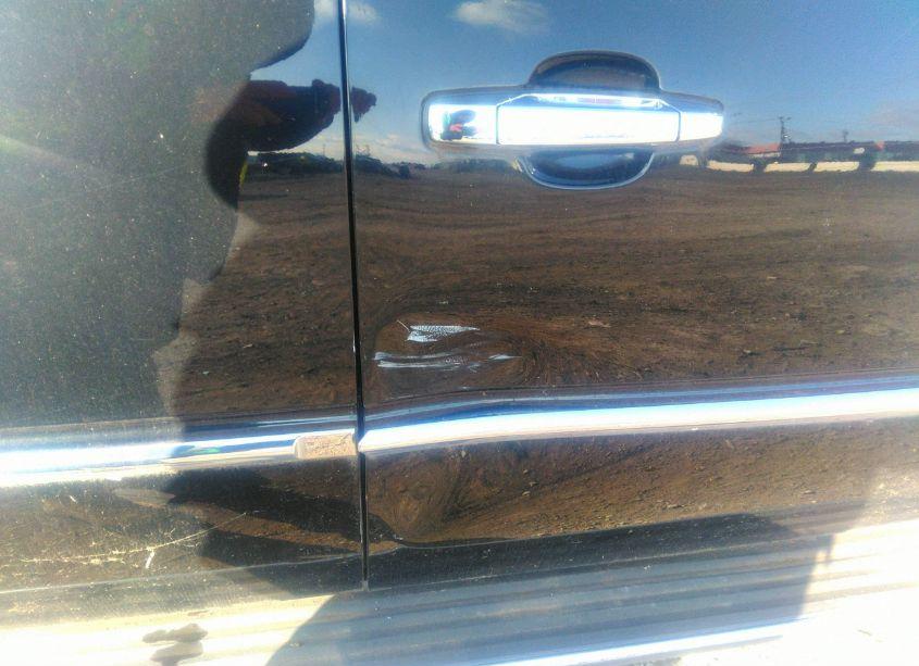 Photo 6 of 2010 Cadillac Escalade LUXURY (VIN 1GYUKBEF8AR148666)