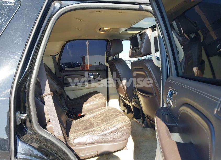 Photo 8 of 2010 Cadillac Escalade PLATINUM EDITION (VIN 1GYUKDEFXAR185214)