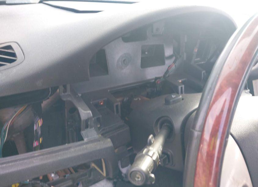 Photo 14 of 2010 Cadillac Escalade ESV LUXURY (VIN 1GYUKHEF2AR113818)