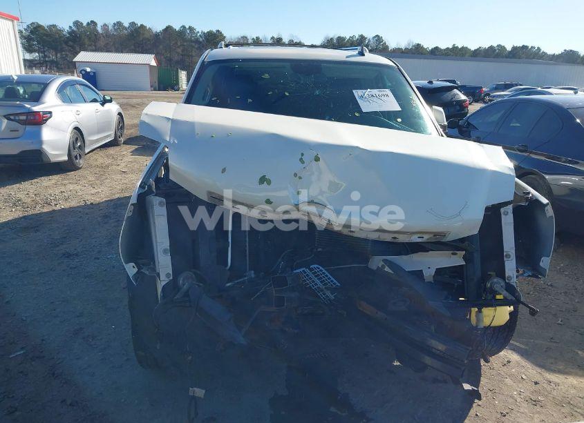 Photo 13 of 2010 Cadillac Escalade ESV LUXURY (VIN 1GYUKHEF6AR180437)