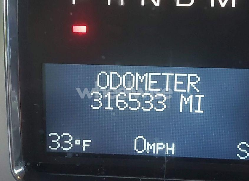 Photo 16 of 2010 Cadillac Escalade ESV LUXURY (VIN 1GYUKHEF7AR157913)