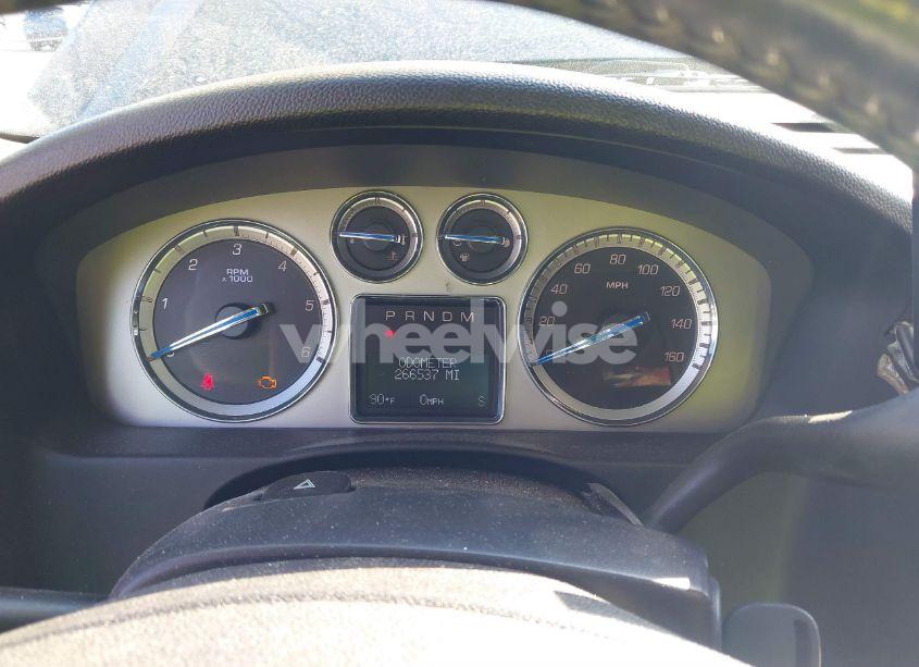 Photo 7 of 2010 Cadillac Escalade ESV LUXURY (VIN 1GYUKHEF9AR255115)