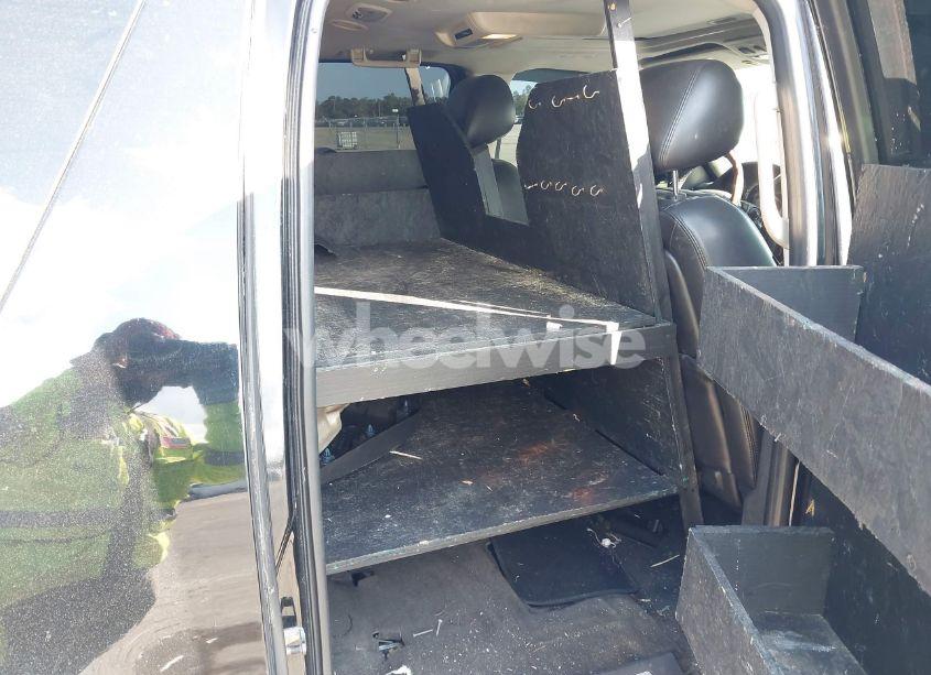 Photo 8 of 2010 Cadillac Escalade ESV LUXURY (VIN 1GYUKHEF9AR255115)