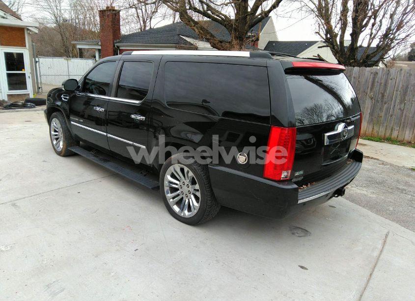 Photo 3 of 2010 Cadillac Escalade ESV PREMIUM (VIN 1GYUKJEF7AR176744)
