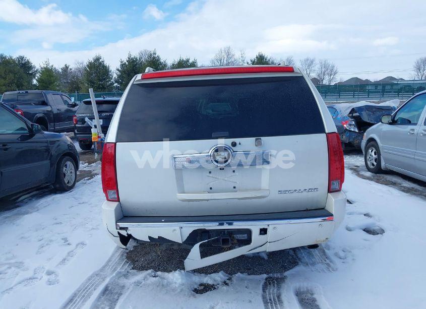 Photo 16 of 2010 Cadillac Escalade ESV PREMIUM (VIN 1GYUKJEFXAR232434)