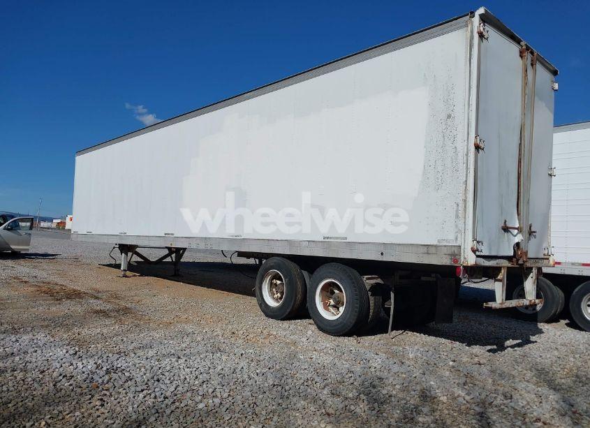 Photo 3 of 1986 Fruehauf Trailer (VIN 1H2V0452XGC002801)