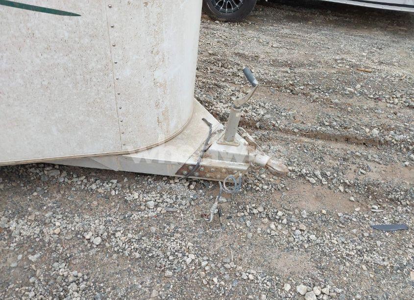 Photo 10 of 2001 Hart Mfg. SMOOTHSKIN (VIN 1H9EH142311051444)