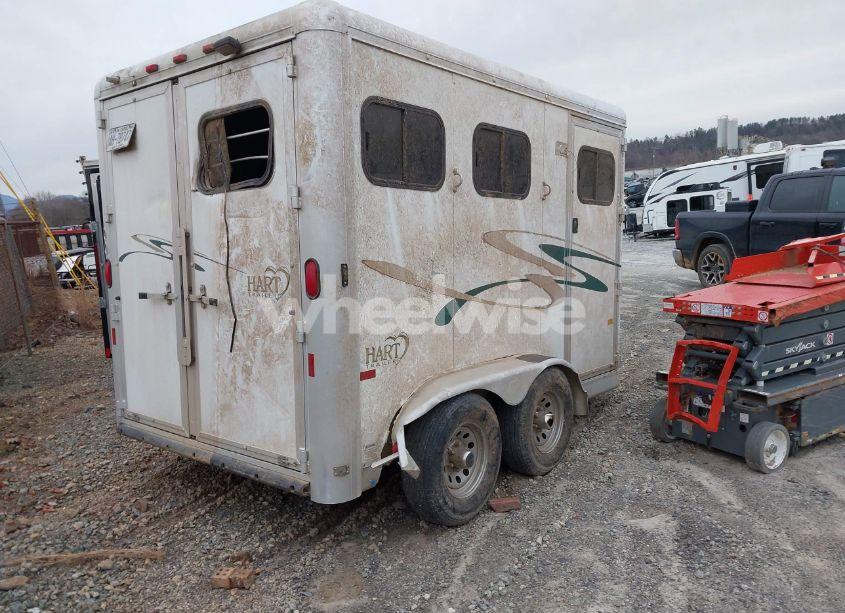 Photo 4 of 2001 Hart Mfg. SMOOTHSKIN (VIN 1H9EH142311051444)
