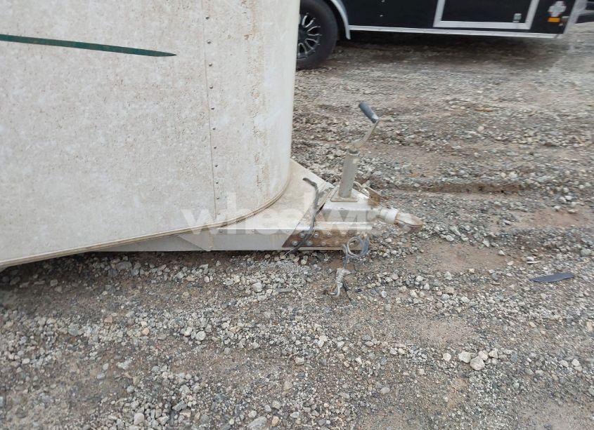 Photo 7 of 2001 Hart Mfg. SMOOTHSKIN (VIN 1H9EH142311051444)