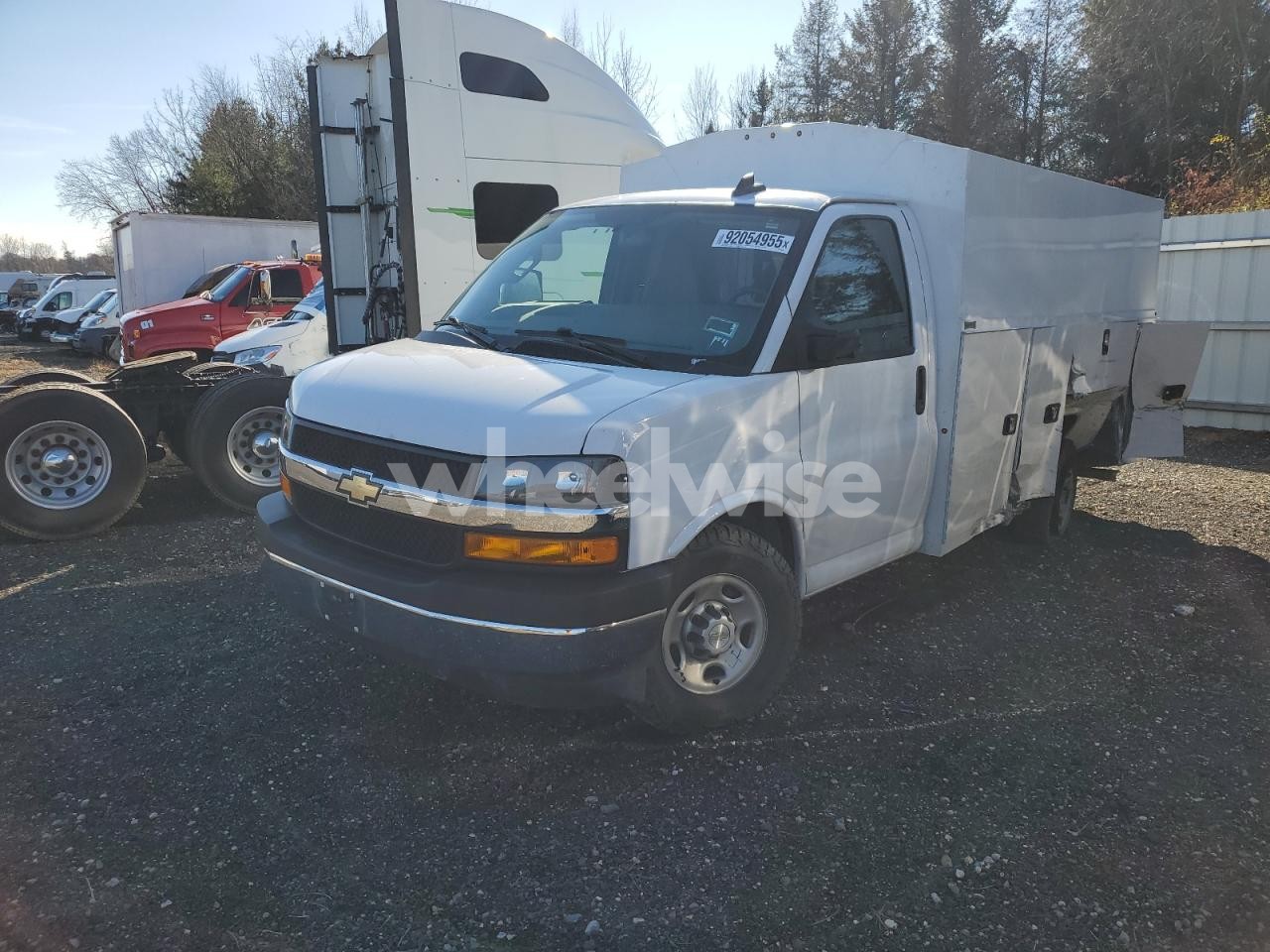 2024 CHEVROLET EXPRESS G3500 UTILITY / SERVICE TRUCK (VIN 1HA0GRF74RN005802) main photo