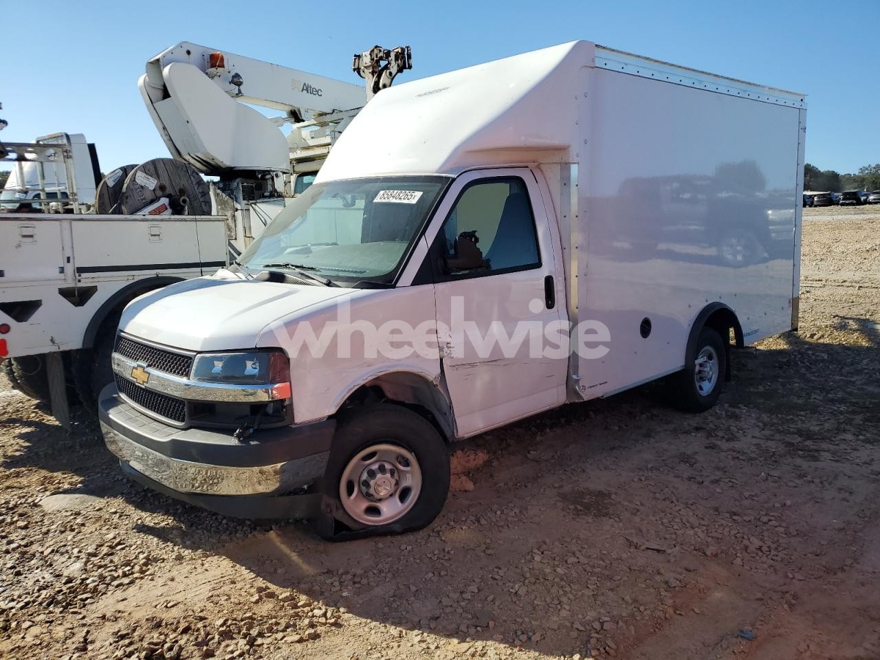 2025 CHEVROLET EXPRESS G3500 (VIN 1HA0GRF76SN010926) main photo
