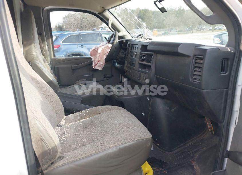 Photo 7 of 2017 Chevrolet Express CUTAWAY WORK VAN (VIN 1HA0GRFFXHN001694)