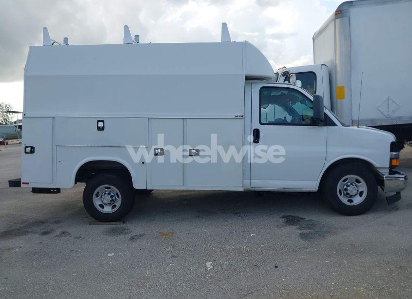 Photo 16 of 2020 Chevrolet Express CUTAWAY WORK VAN (VIN 1HA0GRFG2LN002811)