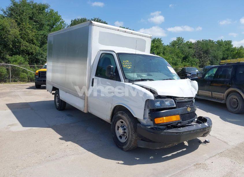 2023 Chevrolet Express CUTAWAY WORK VAN (VIN 1HA0GSF72PN011442) main photo
