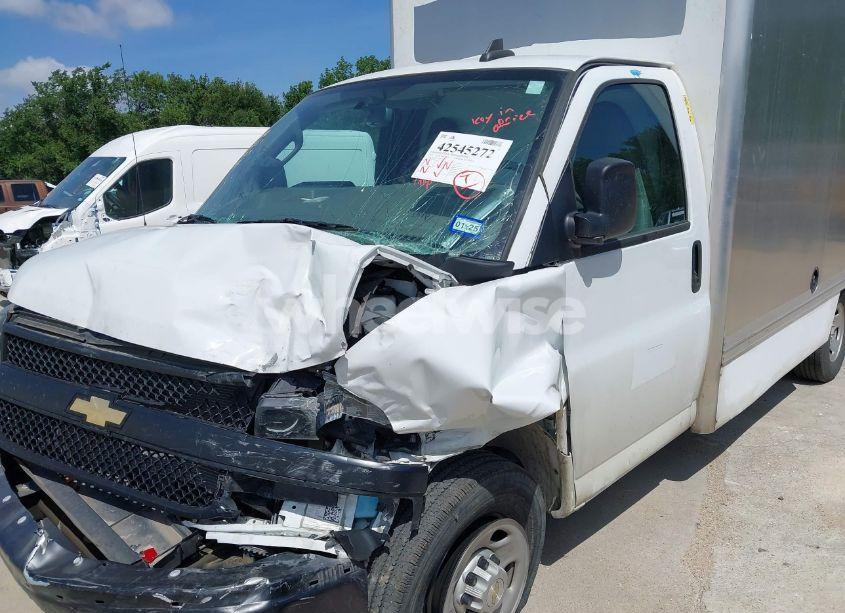Photo 11 of 2023 Chevrolet Express CUTAWAY WORK VAN (VIN 1HA0GSF72PN011442)