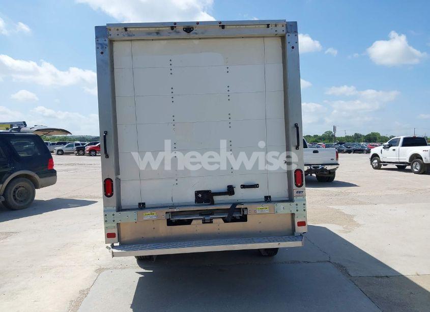 Photo 18 of 2023 Chevrolet Express CUTAWAY WORK VAN (VIN 1HA0GSF72PN011442)