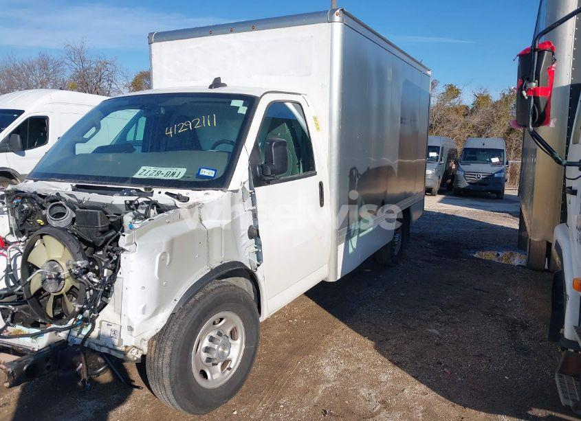 Photo 2 of 2023 Chevrolet Express CUTAWAY WORK VAN (VIN 1HA0GSF74PN009787)