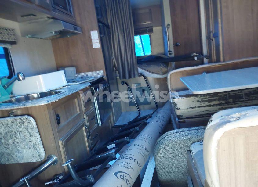 Photo 7 of 2017 Chevrolet Express CUTAWAY WORK VAN (VIN 1HA3GSCG0HN004363)